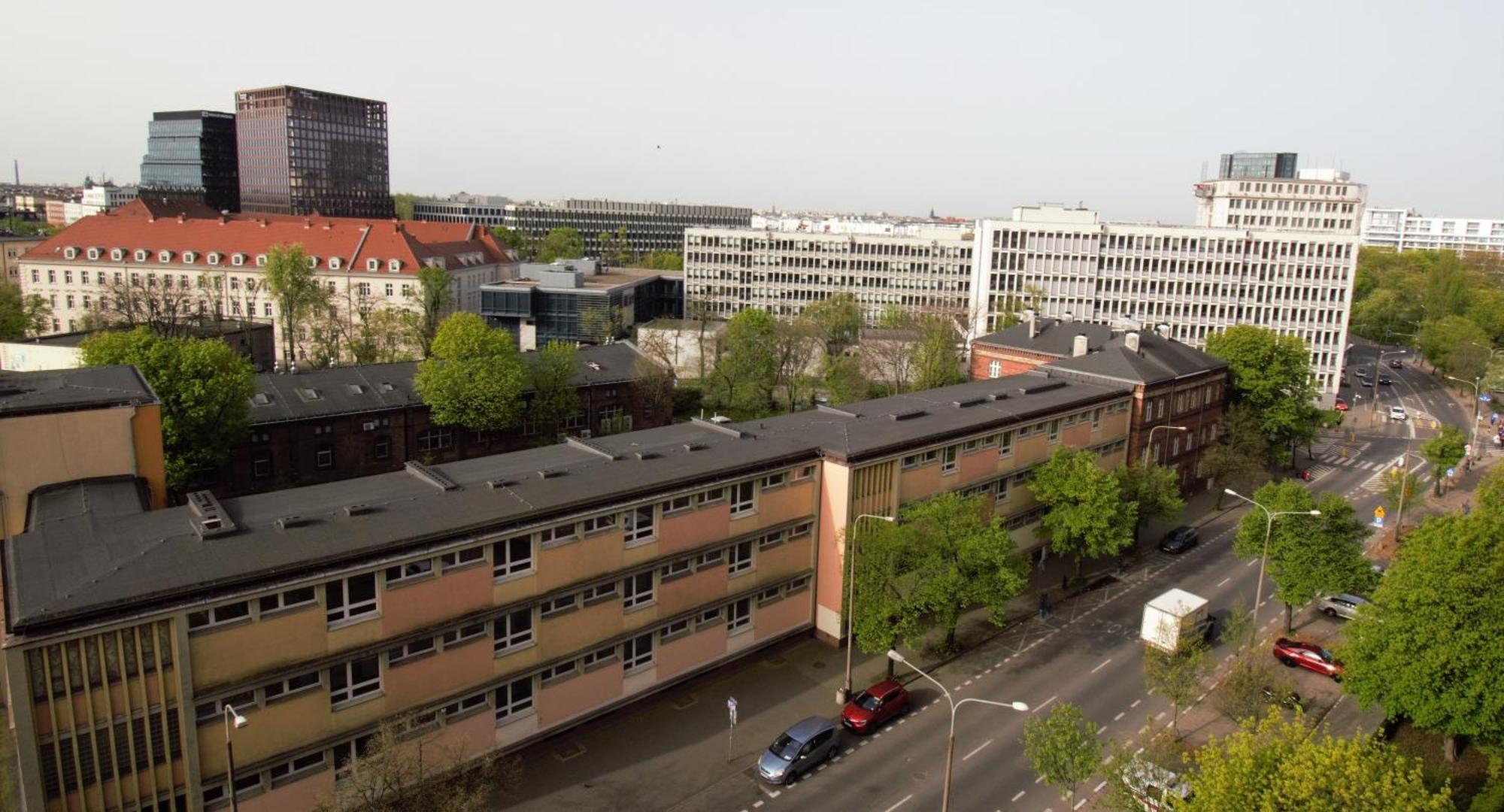 Апартаменти Roomspoznan Pl - Powstancow Wielkopolskich 23 - 24h Self Check-in *
